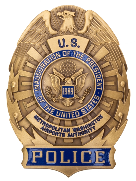  [Bush, George H.W.] 1989 Police Badge Metro Washington Airp...
