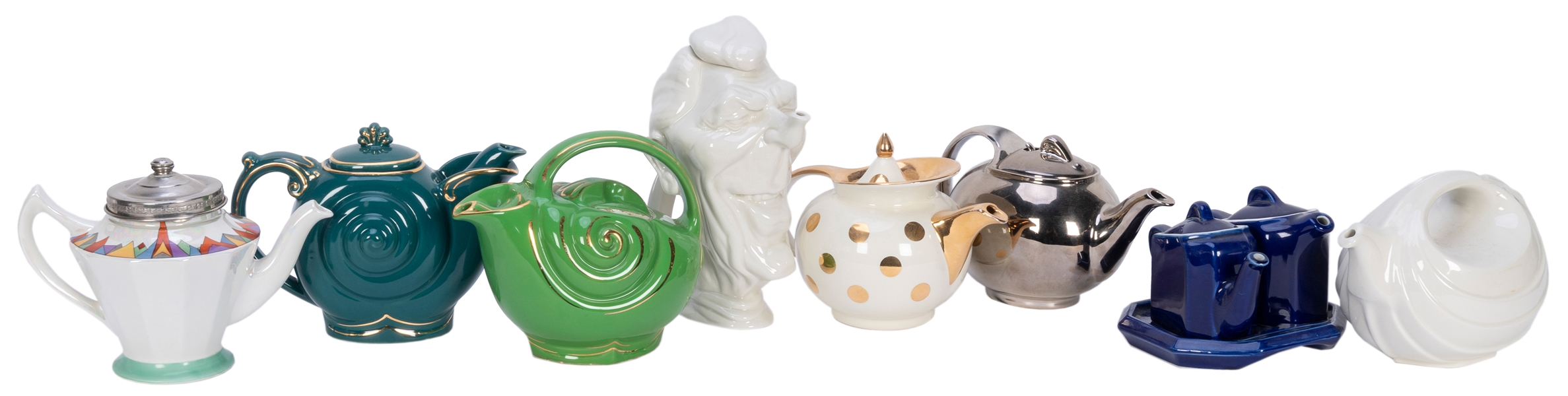  Collection of Hall China Teapots. 78 pieces altogether, bei...