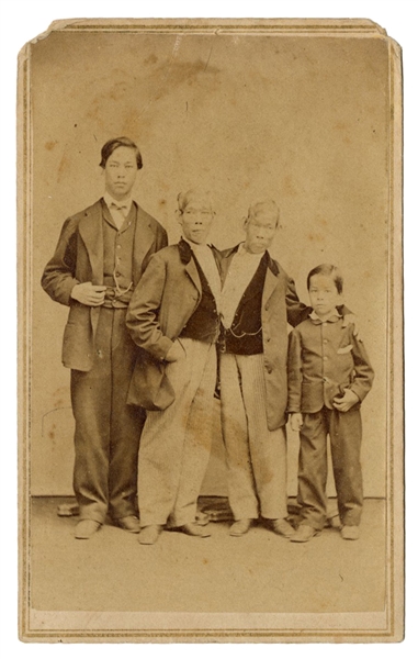  BUNKER, Chang and Eng (1811-1874). Carte de visite portrait...