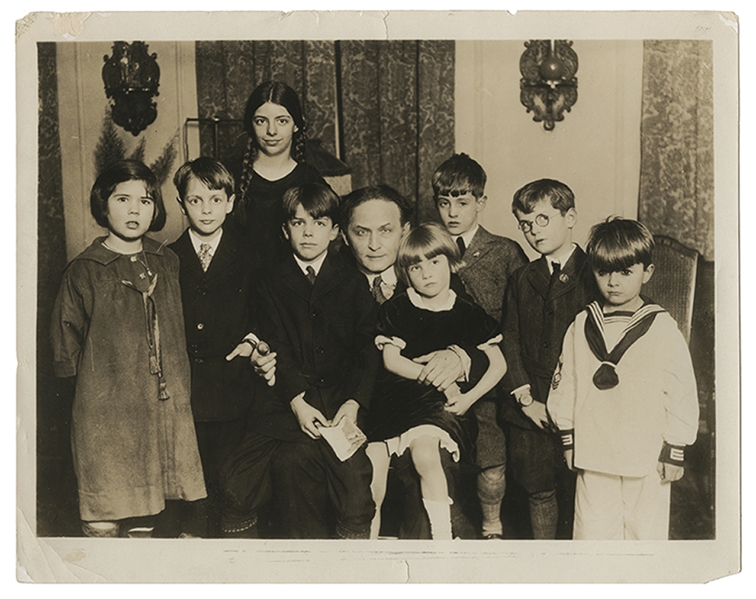 Photograph of Houdini with Teddy Roosevelt’s Grandchildren.