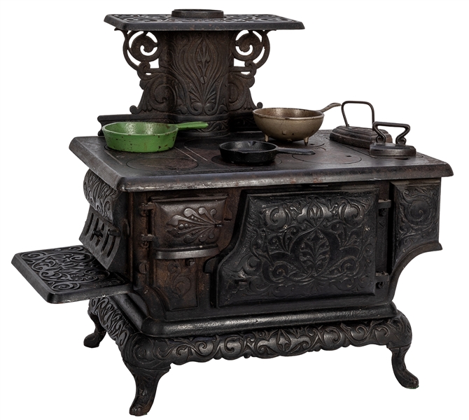 Ideal No. 5 Cast Iron Toy/Salesman’s Sample Stove.