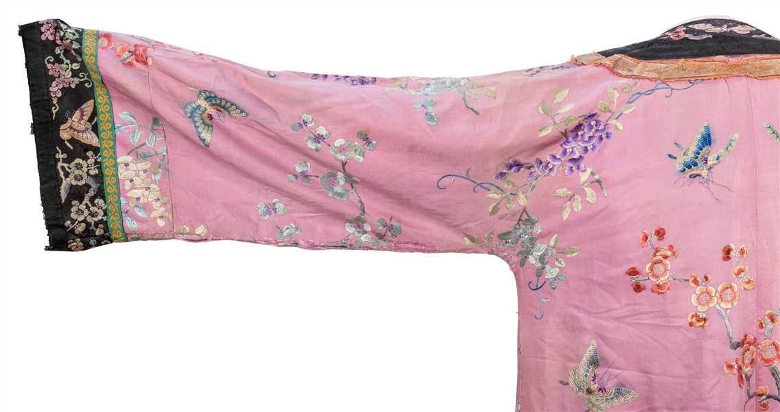 lot-detail-silk-chinese-robe-owned-and-worn-by-fu-manchu