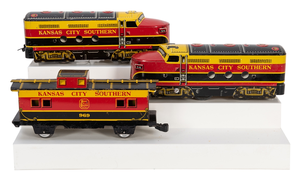  Marx Kansas City Southern A/A Diesel Locomotive Unit with Caboose. 1956-60. 