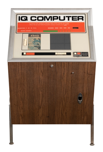 I.Q. Computer 25 Cent Upright Game.