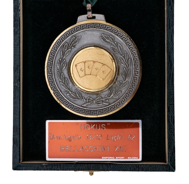 Bellachini XIII Hokus Award Medallion.