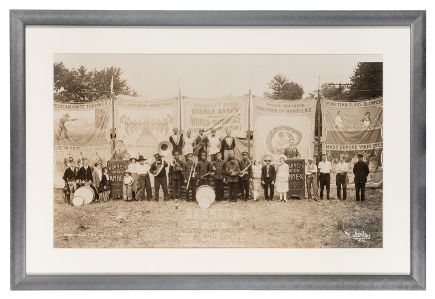 Barnett Bros. Three Ring Circus Sideshow. Morristown, NJ. New York: Century, 1929. 