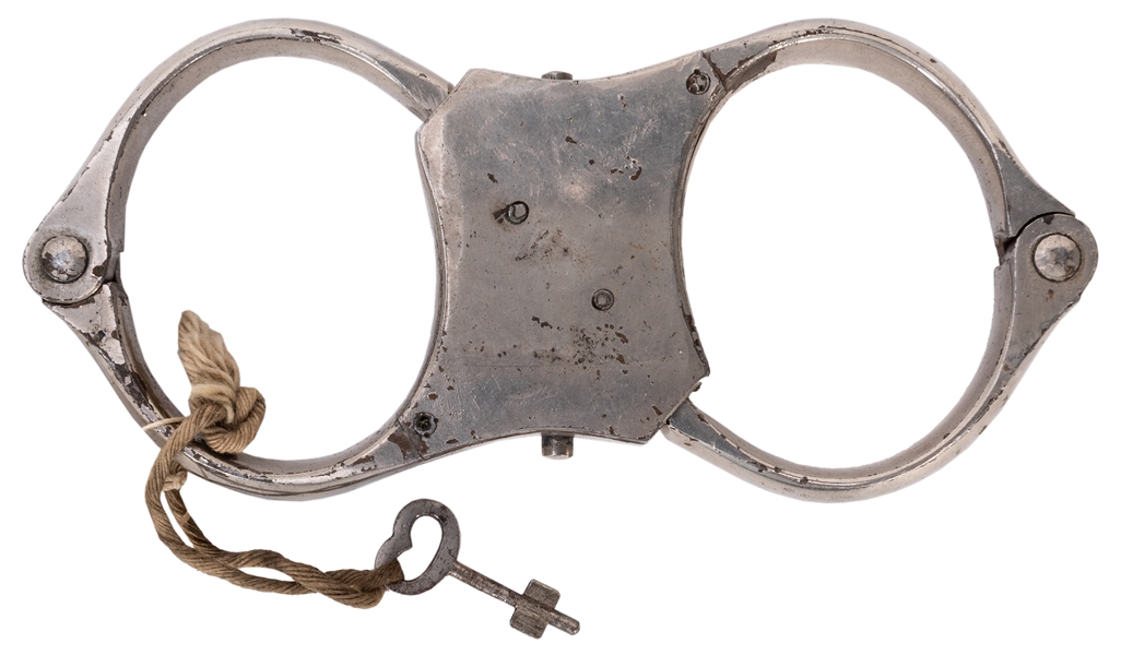 Bean Giant Handcuff.