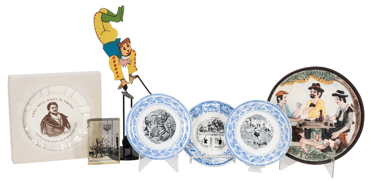 Commemorative Magic and Circus Plates and Decorative Items.