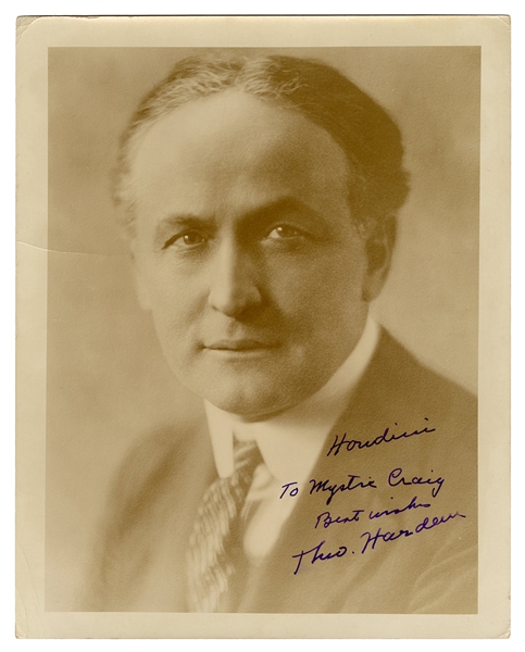  Houdini, Harry (Ehrich Weisz). Portrait of Houdini Inscrib...