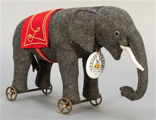  Steiff Club Elephant on Wheels Prototype. 1997. EAN 420115....