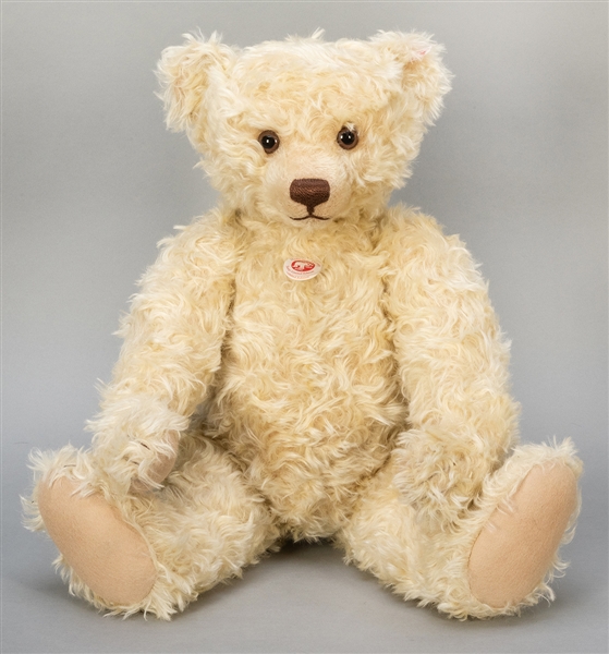  Steiff “Sunny” Large Teddy Pre-Production Bear 2012. Limite...