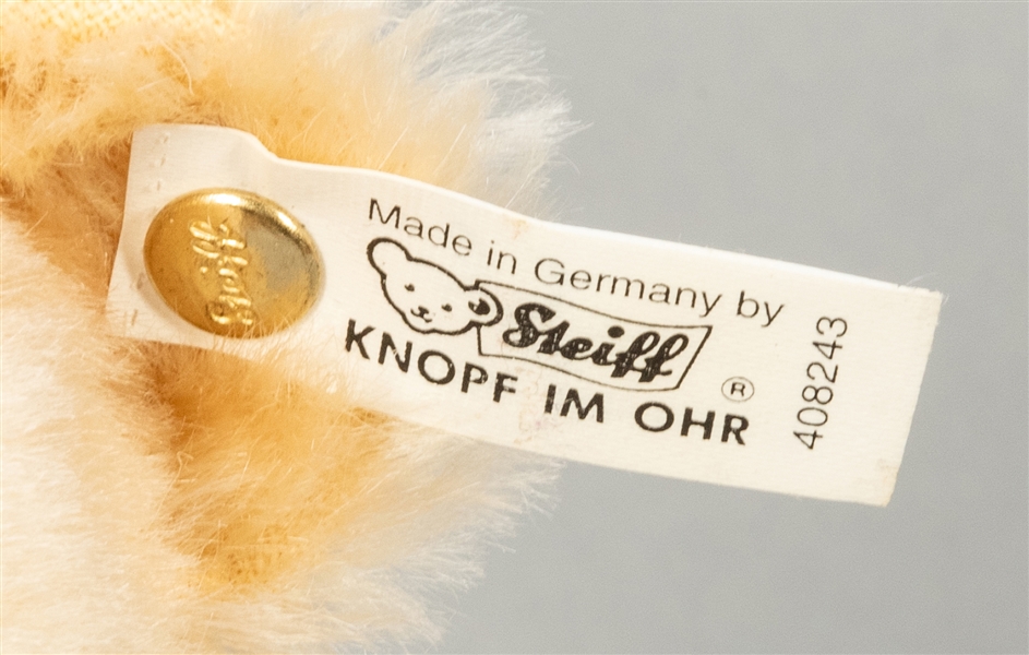 Lot Detail - Steiff Schnapp-Dicky 1936 Replica Limited Edition 