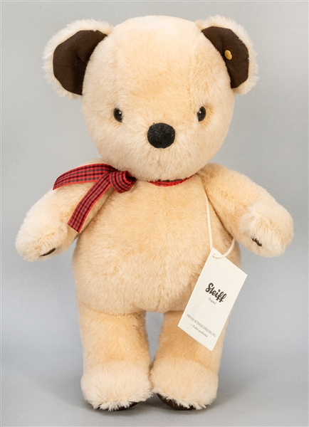  Steiff Teddy Bear “Familiar” Cream Alpaca. EAN 677182. 13”....