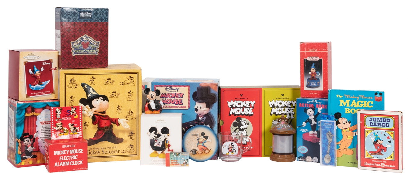  [Disney] Mickey Mouse Fantasia / Magician Collection. Colle...
