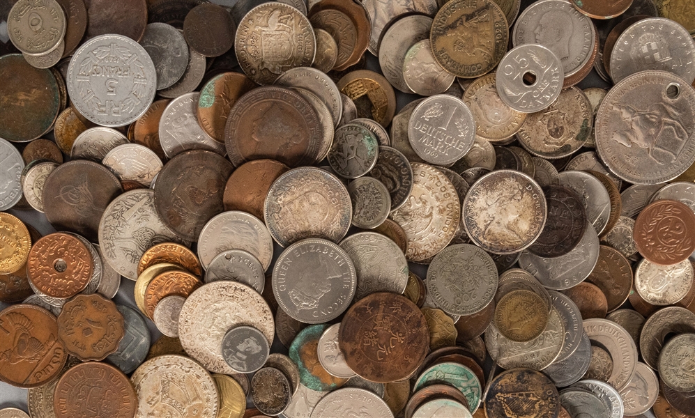  Vintage Coin Collection. A quantity of coins of various den...