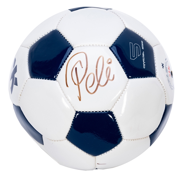  Pele Signed Soccer Ball. Kipsta soccer ball signed by Pele ...