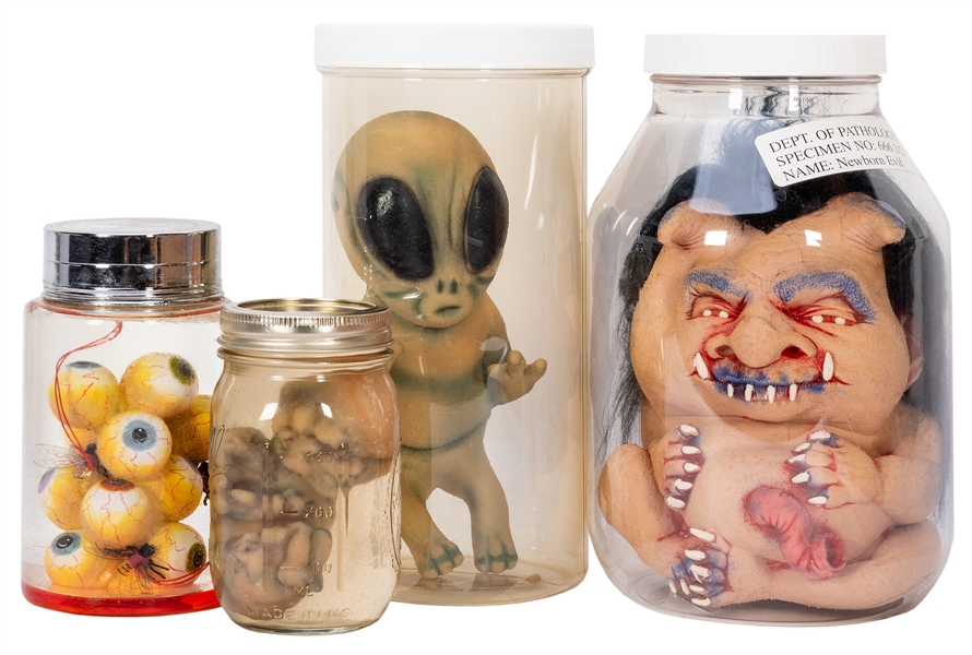  Lot of 4 Preserved Oddity “Specimens” Jars. Modern displays...