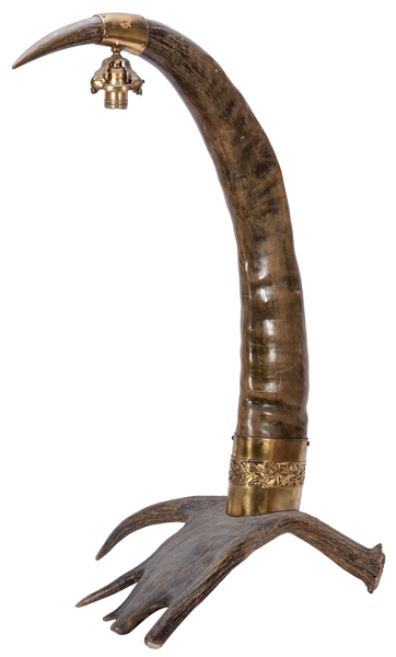  Unusual Animal Horn and Antler Lamp. Vintage table lamp ass...