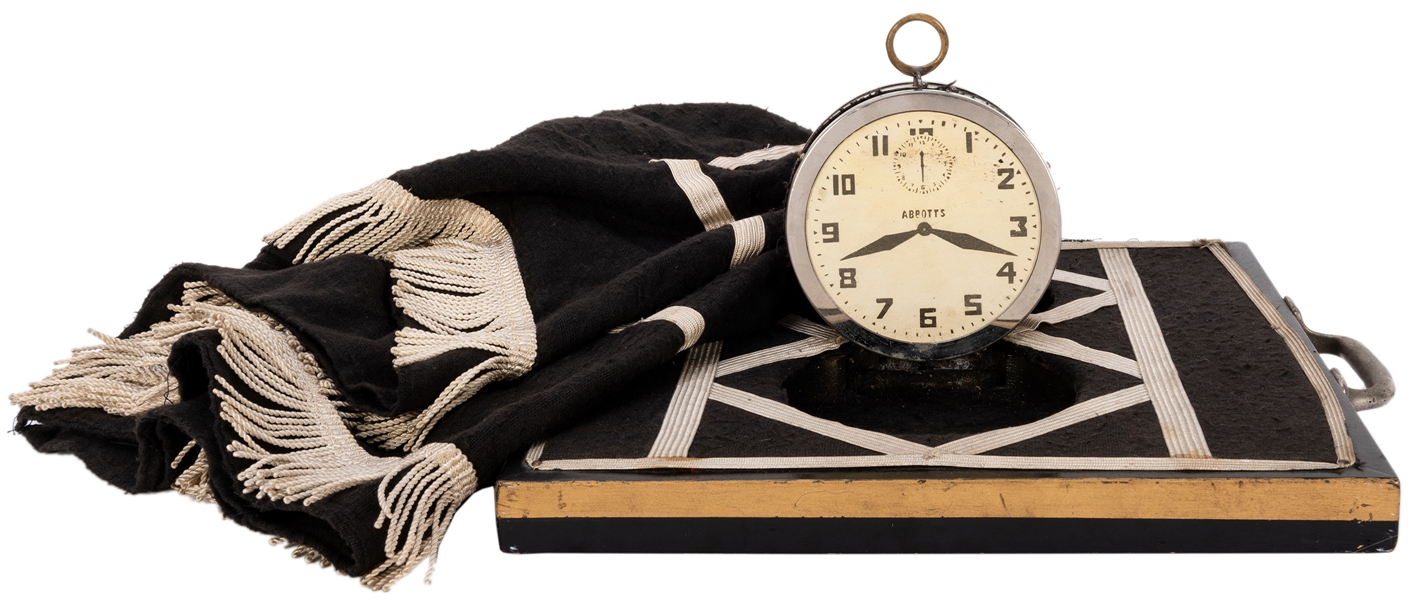  Vanishing Alarm Clock. Colon: Abbott’s Magic Novelty Co., 1...