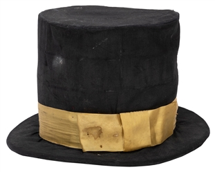 Blackstone, Harry (Henry Boughton). Top Hat from Blackstone’s “Who Wears the Whiskers?” Illusion. 