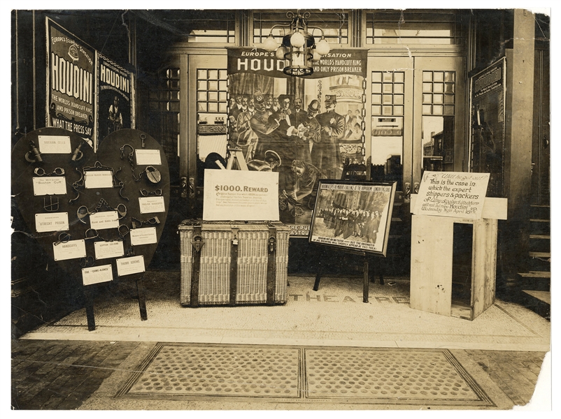  Houdini, Harry (Ehrich Weisz). Lobby Photograph of Houdini’...