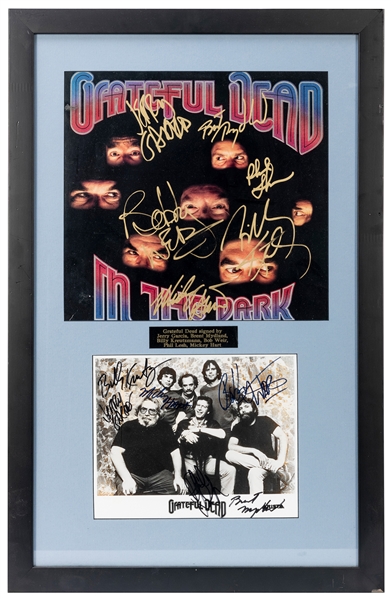  Grateful Dead In the Dark Album Display. Cover from the cla...