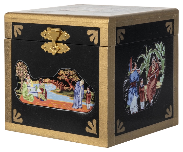  Oriental Watch Box. Peoria Heights: Michael Baker (The Magi...