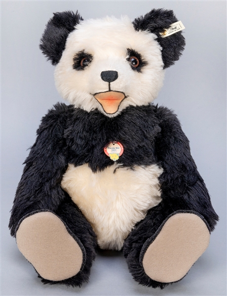 Lot Detail - Steiff Panda Bear 1951 / 1995 LE Replica. Edition of