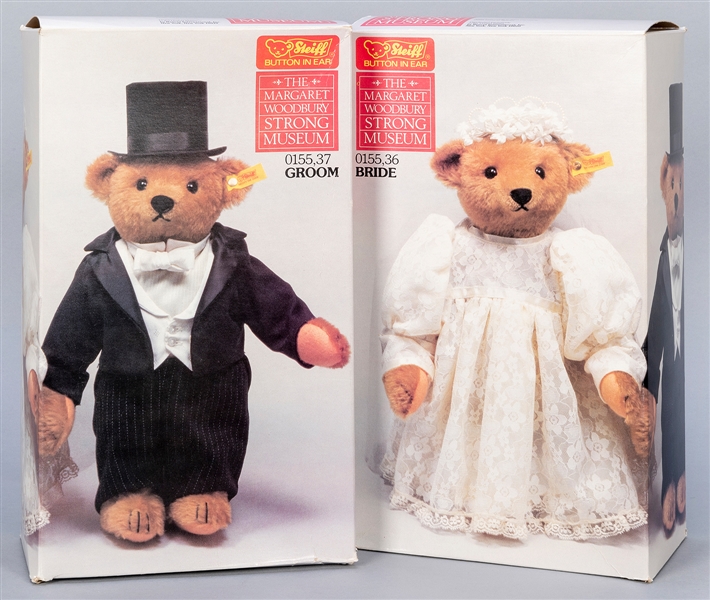  Steiff Bride and Groom Wedding Party Teddy Bears. Made in W...