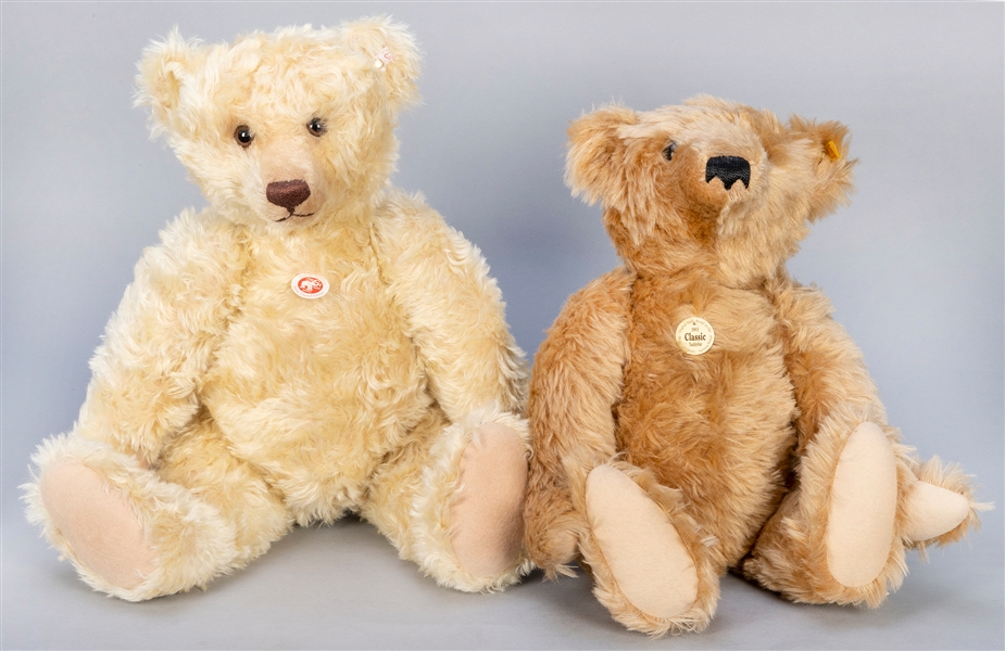  Pair of Larger Steiff Teddy Bears. Including: Sunny (035746...