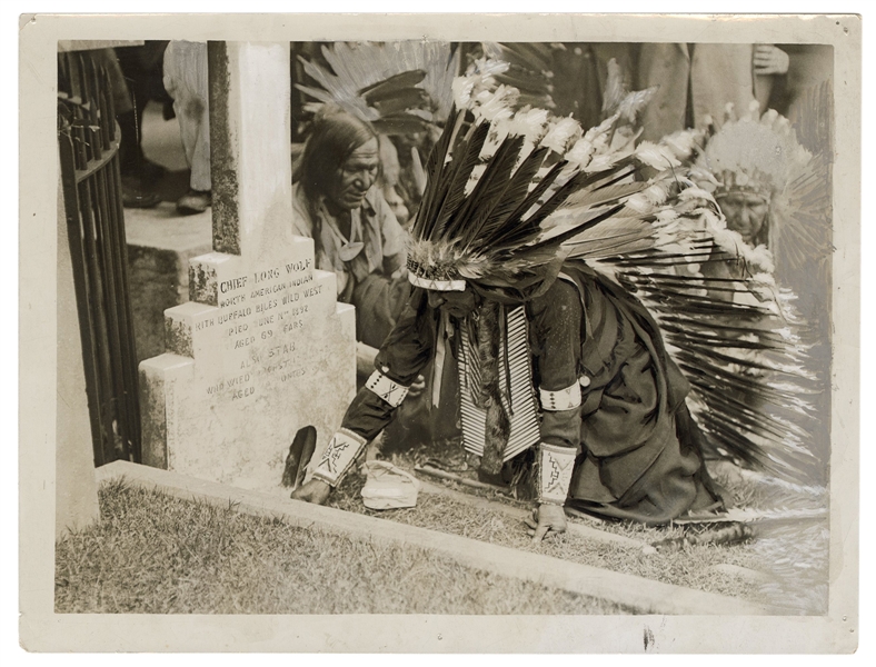  [AMERICAN INDIAN]. Photograph of Chief Long Wolf’s gravesit...