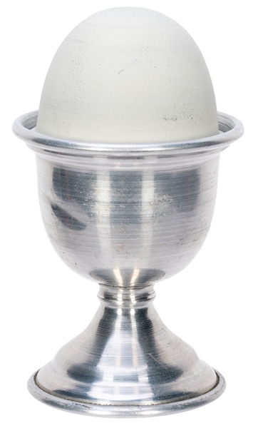  Magischer Eierbecher (Magic Egg Cup). Vienna: Klingl, 1960....