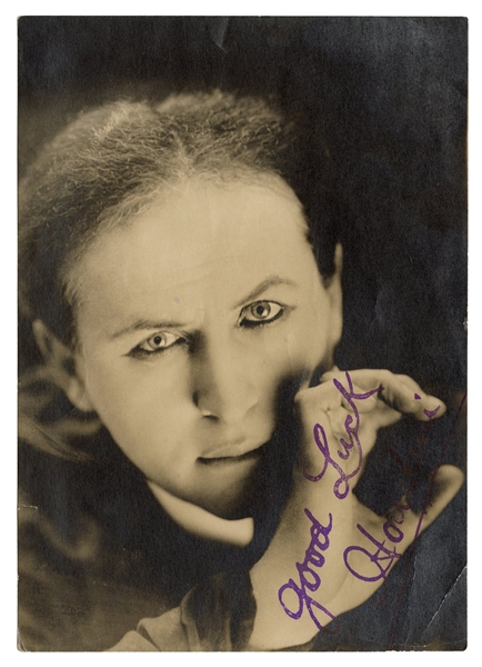  HOUDINI, Harry (Ehrich Weisz). Portrait of Houdini with Sta...