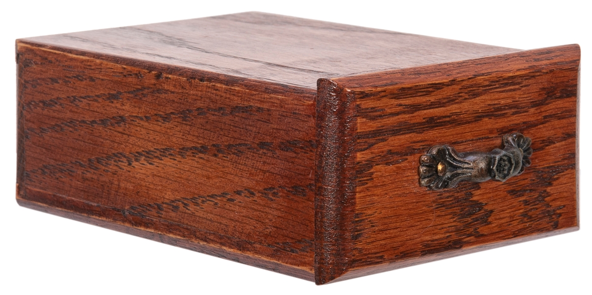  Mini Drawer Box. Peoria Heights: Michael Baker/The Magic Co...