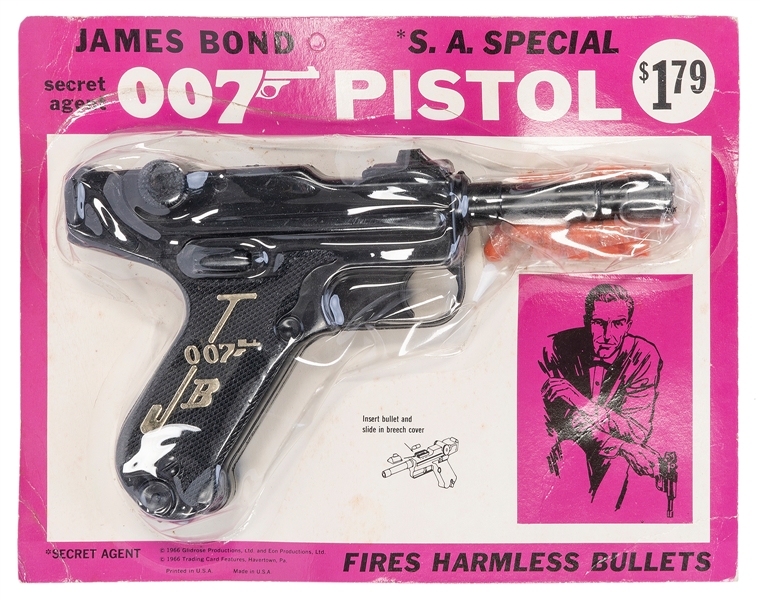  James Bond Secret Agent 007 Pistol. USA, 1966. Black plasti...