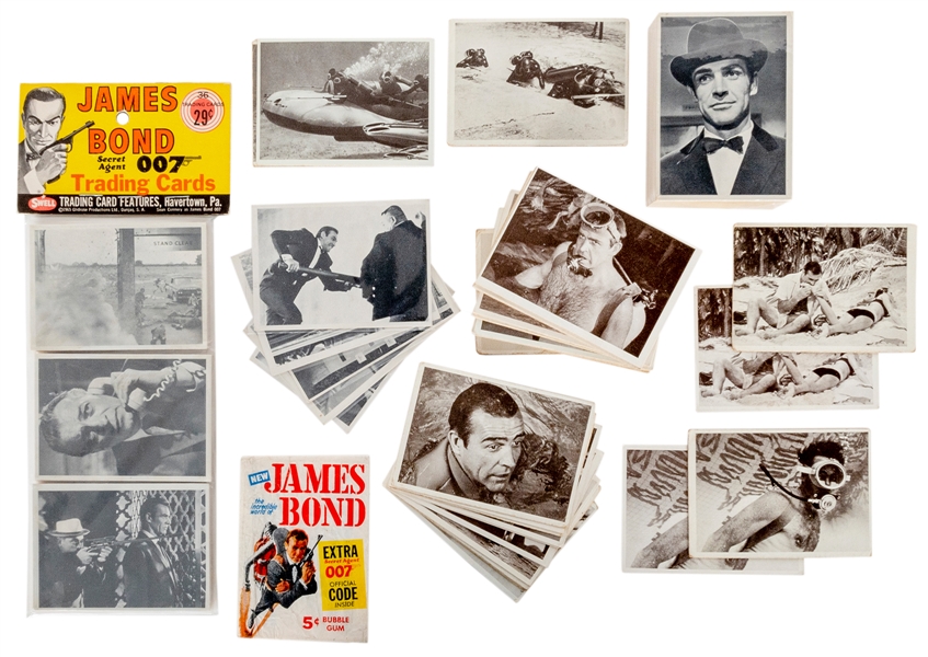  James Bond Trading Cards. Large Collection. Single-owner ac...