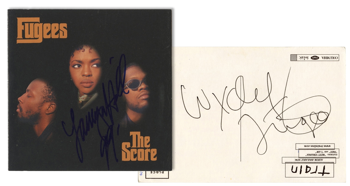  [THE FUGEES]. The Score CD Booklet Signed by Lauryn Hill wi...