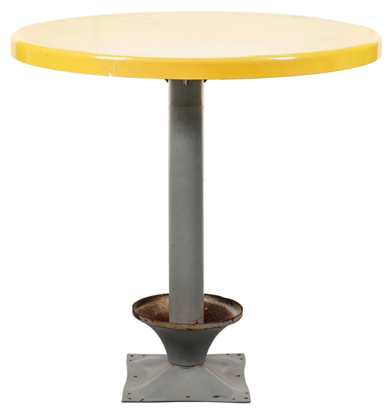  Magic Kingdom Plaza Ice Cream Table. Circular table with ye...