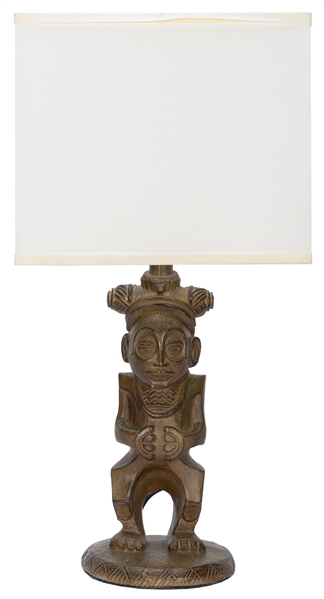  Walt Disney World Polynesian Resort Lamp. Original resin la...
