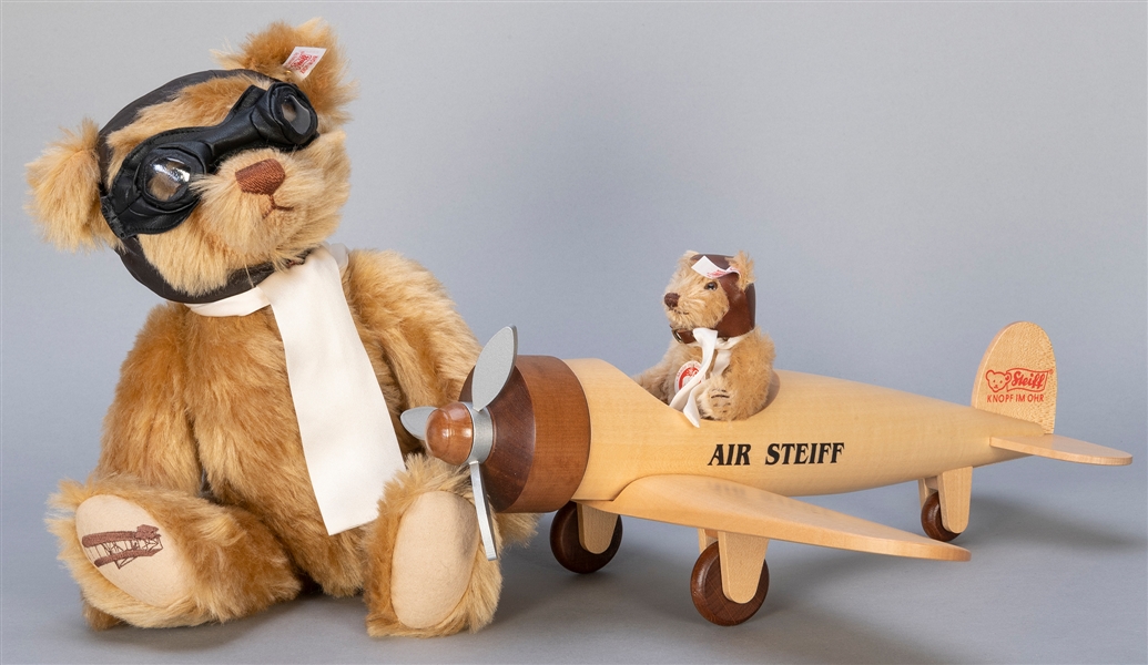  Steiff Pair of Aviation Related Teddy Bears. Including Stei...