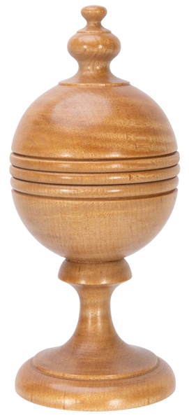  Ball Vase. Johnston, Rl: Majic Brand Woodturning, 2006. Bal...