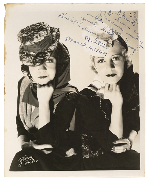  HILTON, DAISY and VIOLET (1908-1969). Signed photograph. 8 ...