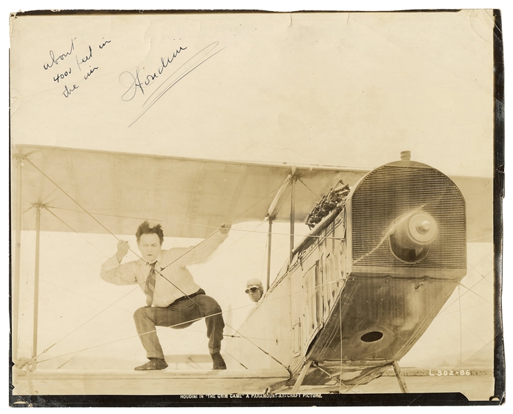  HOUDINI, HARRY (EHRICH WEISZ). INSCRIBED AND SIGNED PHOTOGR...