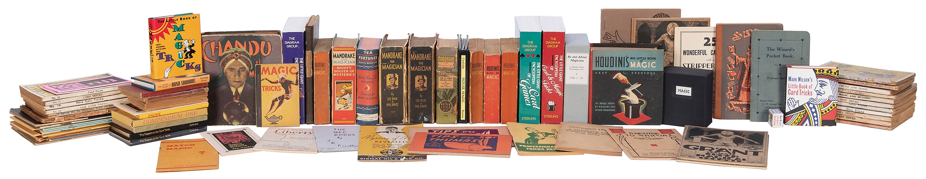  [WEE BOOKS] THE KLOSTERMAN COLLECTION OF “WEE” MAGIC BOOKS....