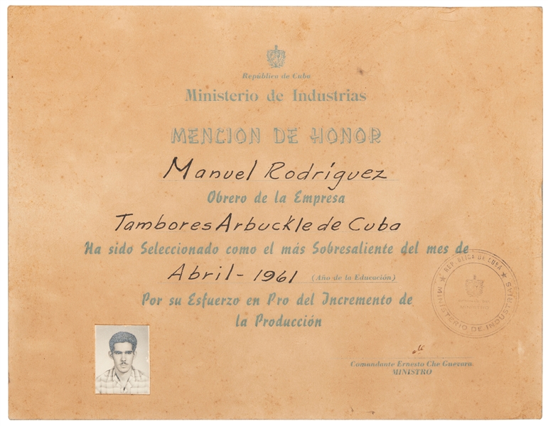  GUEVARA, ERNESTO “CHE” (1928-1967). Document Signed (“Che”)...