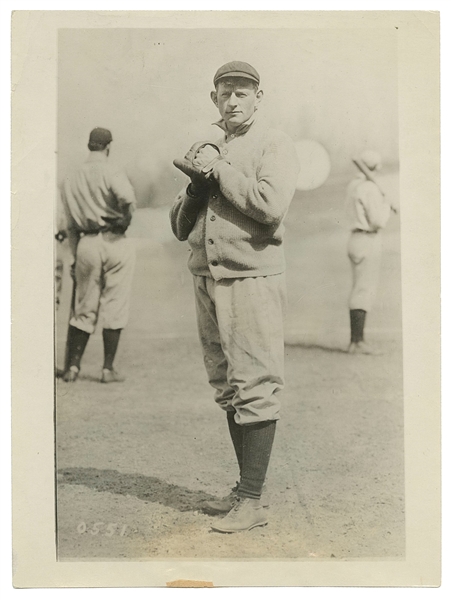  CHESBRO, Jack (1874-1931). Black and white photograph. Circ...