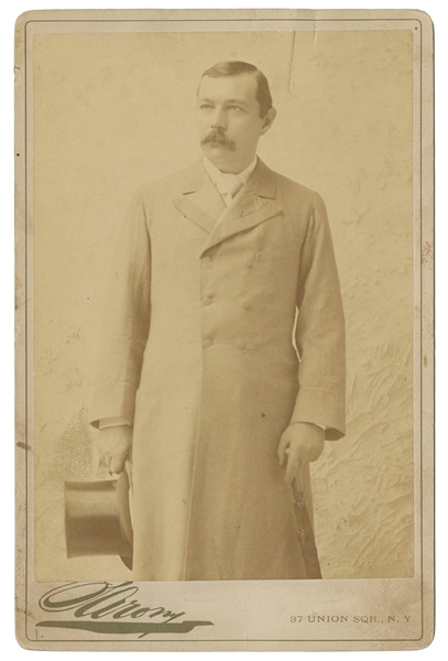  [DOYLE, Arthur Conan (1859-1930)]. Cabinet card photograph....