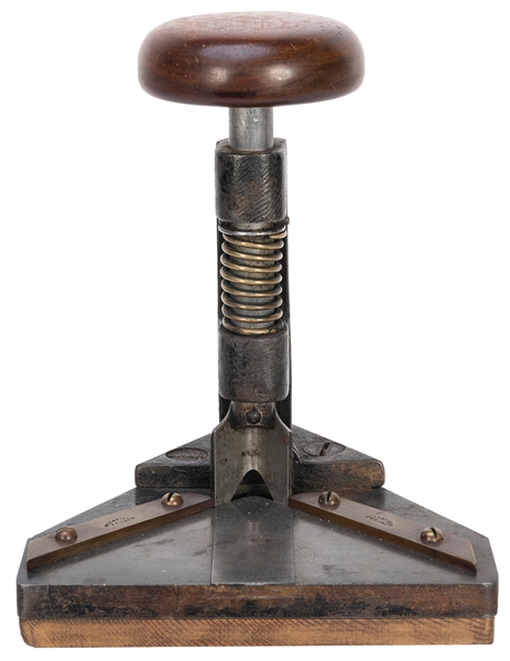  Will & Finck Corner Rounder. San Francisco, ca. 1890. Brass...