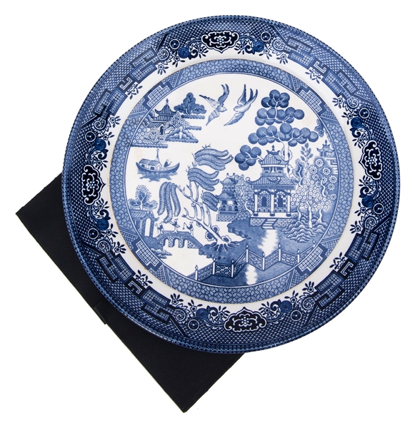  Oriental Plate Mystery. 