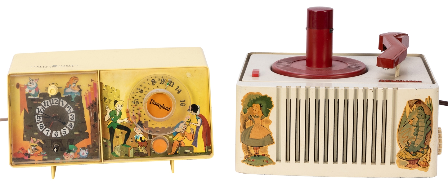  [DISNEYANA]. Clock Radio and Record Player, including: <p>G...